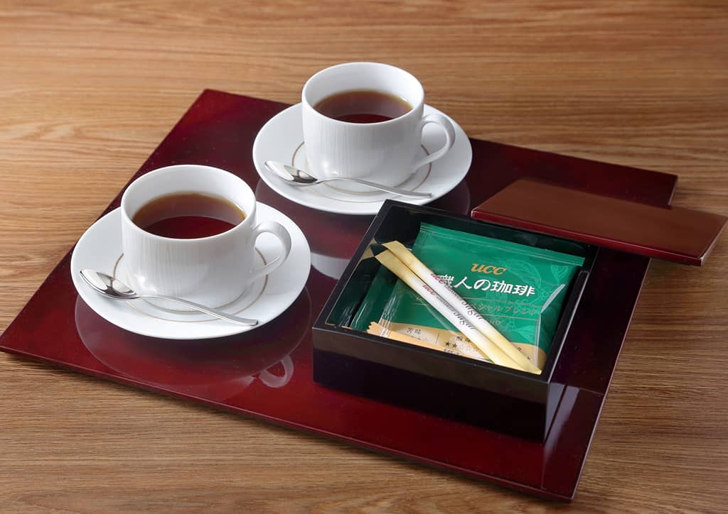 Elegant Coffee Break with Noritake Cups & Saucers
